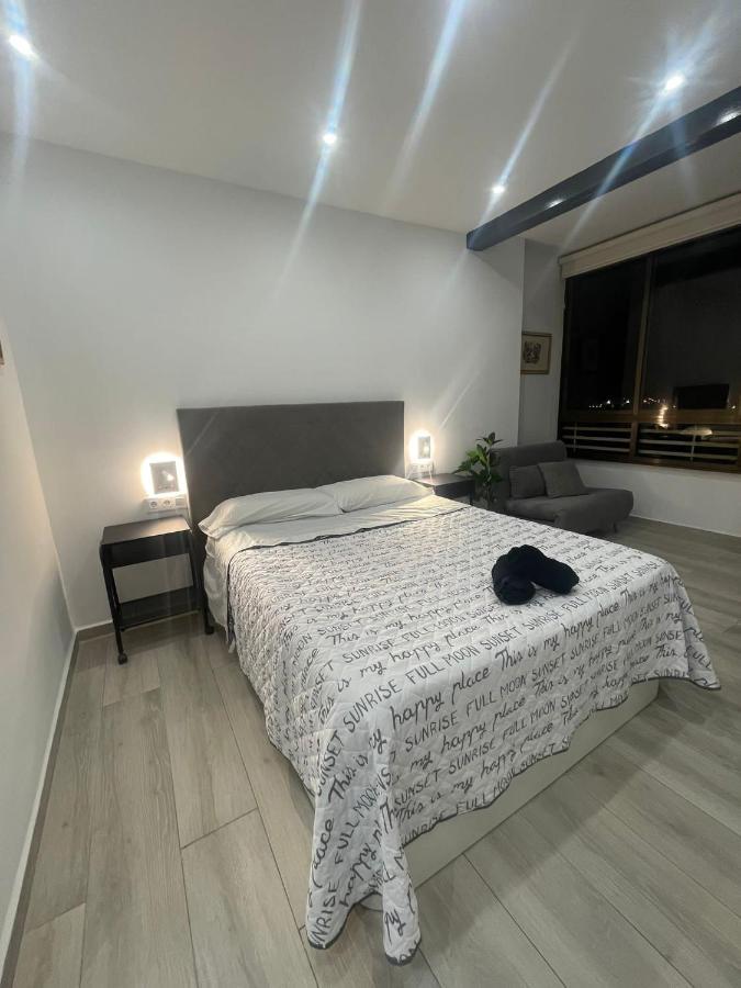 Apartment In City Center Аліканте Екстер'єр фото