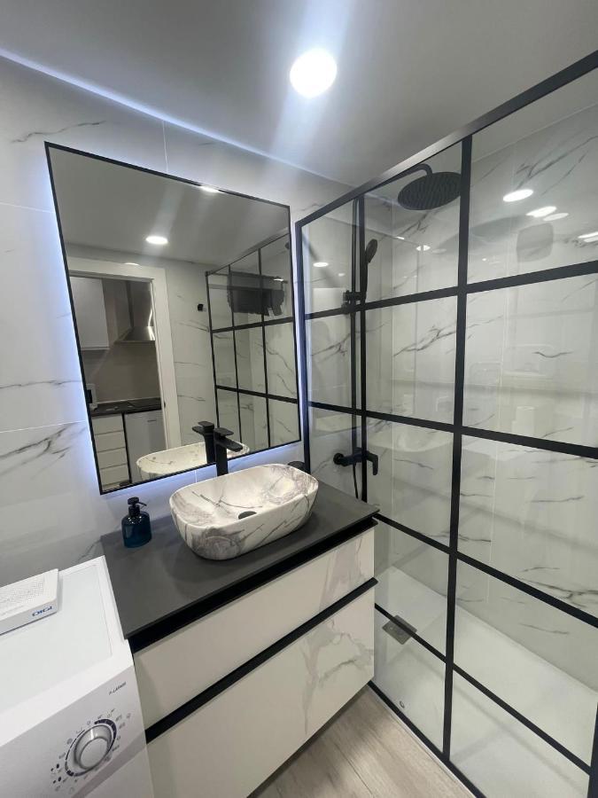 Apartment In City Center Аліканте Екстер'єр фото