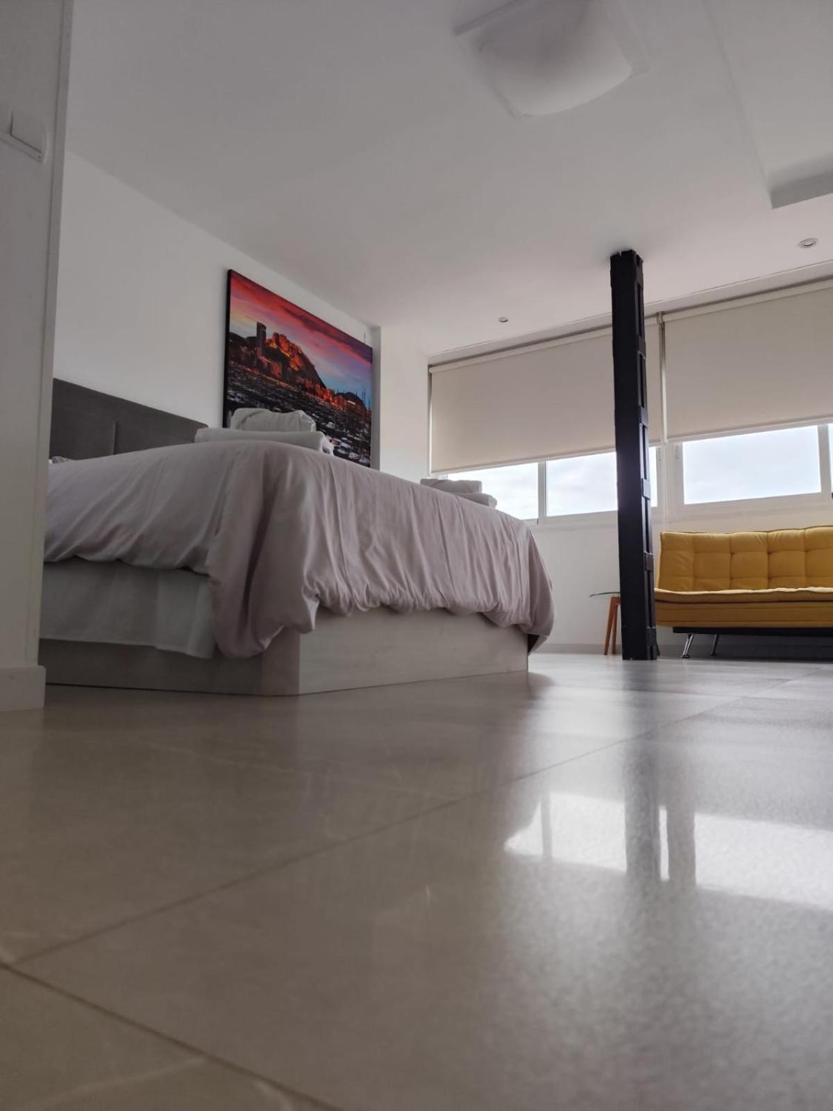 Apartment In City Center Аліканте Екстер'єр фото